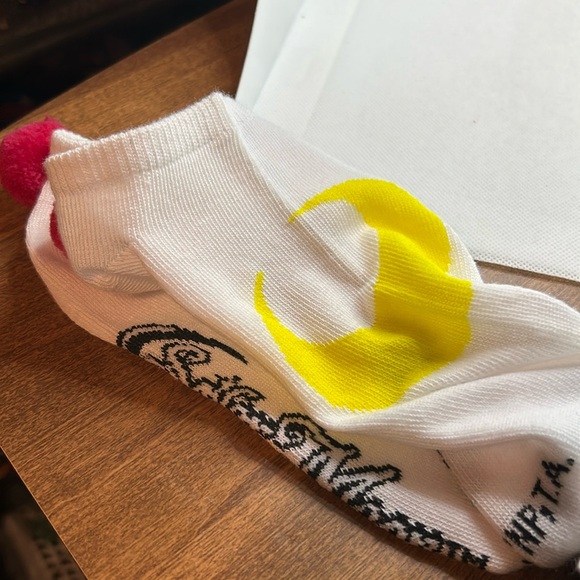 6 Pairs of sailor moon ankle socks New, white with different colored pom-poms - Picture 7 of 9